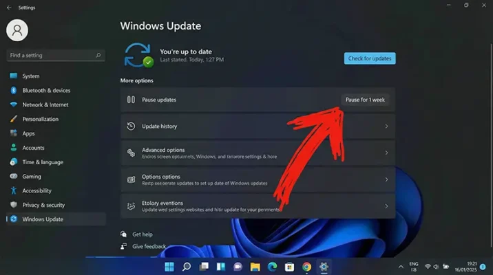 Windows Update settings menu with a red arrow pointing to the Pause for 1 week button.